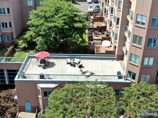 304 Nelson Ct #304, Edgewater, NJ 07020