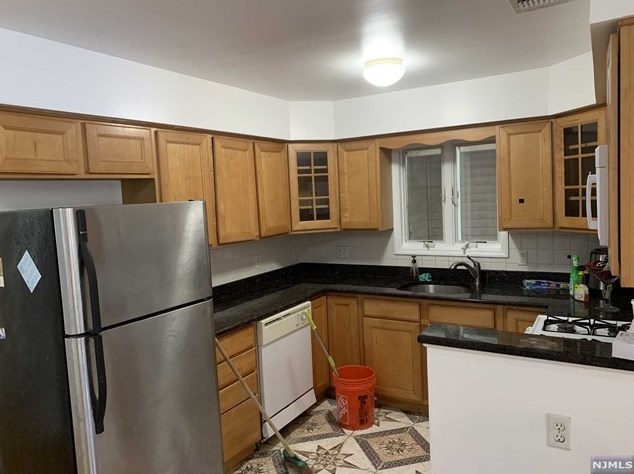 375 Ogden Ave, Jersey City, NJ 07307