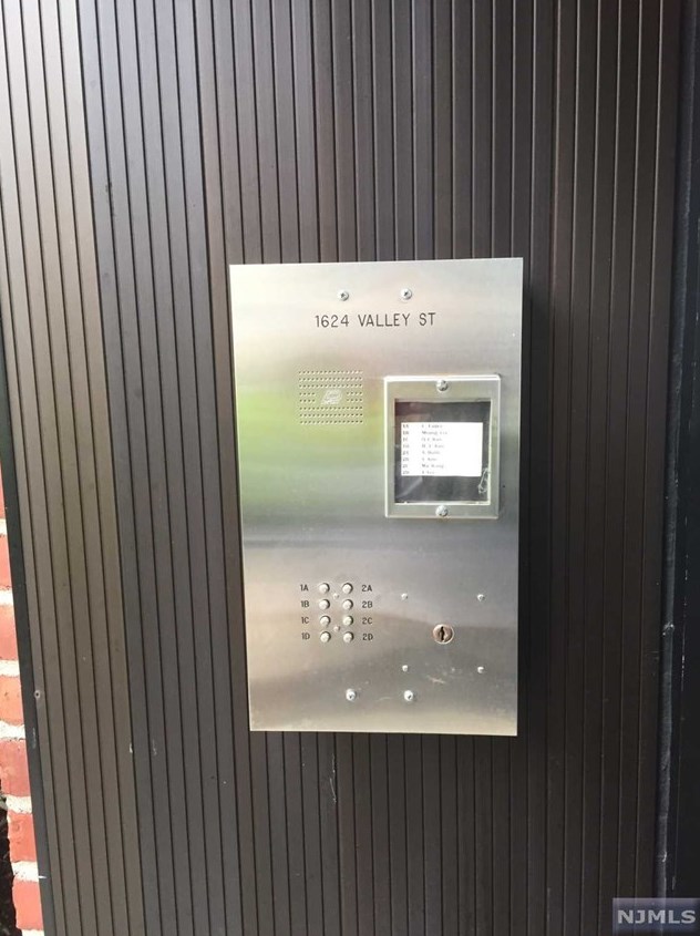1624 Valley St #2d, West Fort Lee, NJ 07024