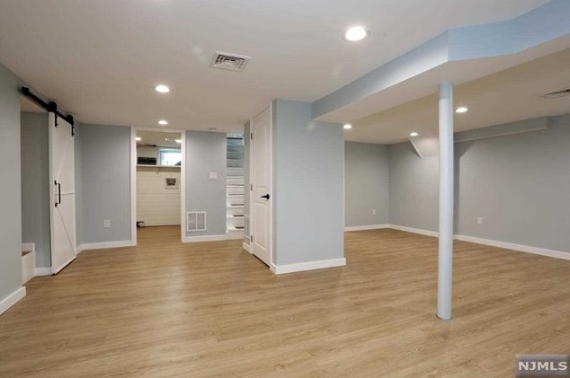 67 6th Ave, Westwood NJ  07675-2012 exterior