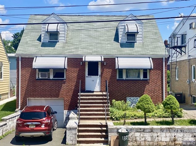 132 Biltmore St, North Arlington, NJ 07031-5610