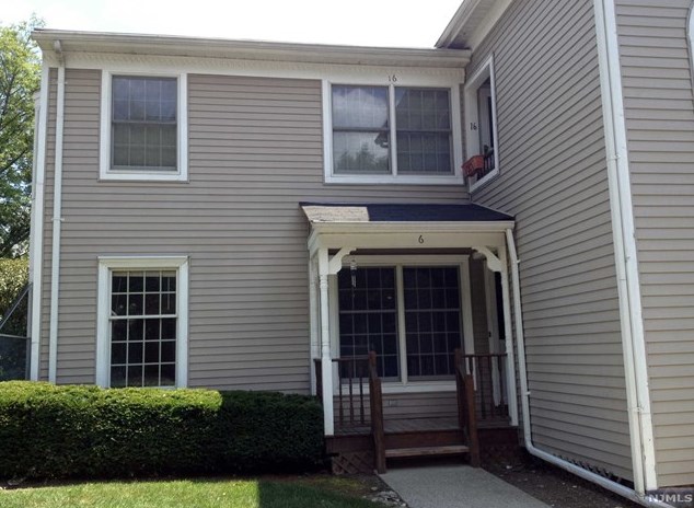 120-6 Willard St #6, Pompton Falls, NJ 07442