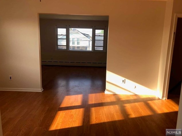 31 Arlington Blvd #2, North Arlington, NJ 07031