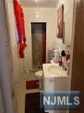 44 Stuyvesant Ave, Newark, NJ 07106-1712