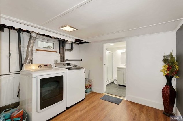 105 Daniel Ave, Rutherford NJ 07070-2718 exterior