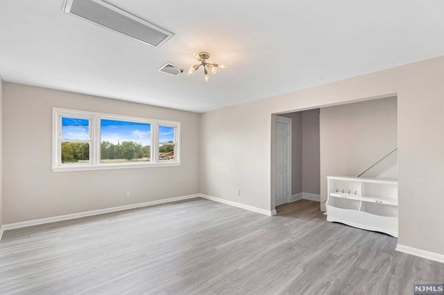 116 Cambridge Ave #2, Outwater, NJ 07026