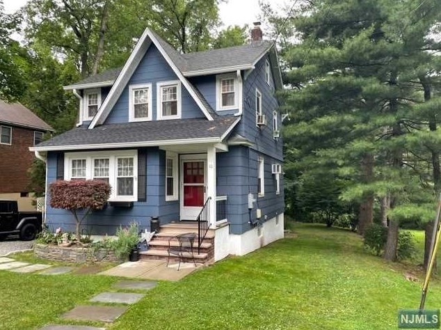 10 Valley Rd, Haworth, NJ 07641