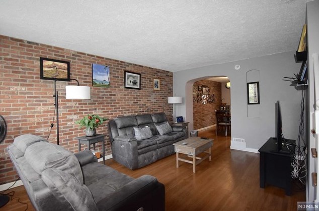 187 Park Ave, Cliffside Park, NJ 07010