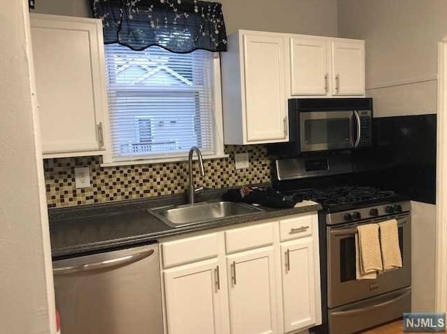 36 Cortland Pl, Tenafly, NJ 07670
