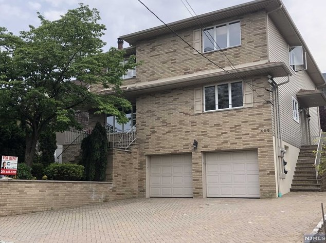 408 Jane St #1, West Fort Lee, NJ 07024