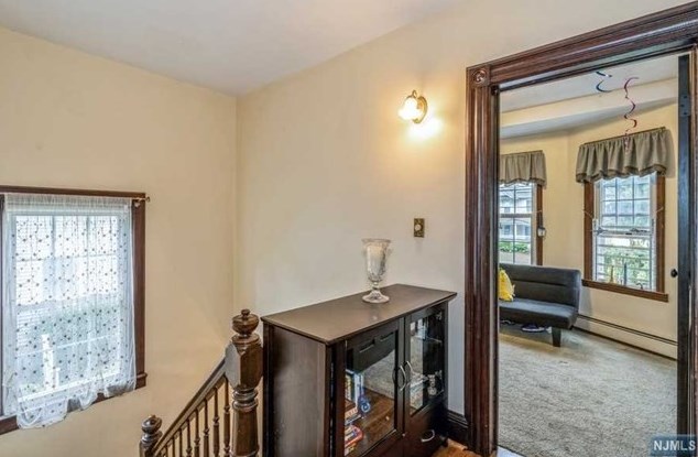 69 Central Ave, Hillsdale NJ  07642-2113 exterior