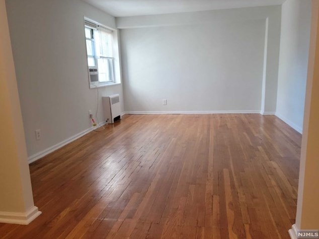 2195 N Central Rd #3d, West Fort Lee, NJ