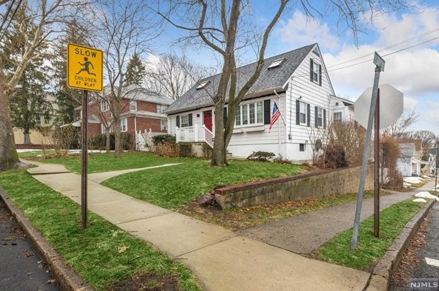 143 Westervelt Ave, Paterson, NJ 07506