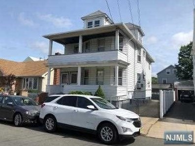 33 Danforth Ave, Paterson NJ  07501-3201 exterior