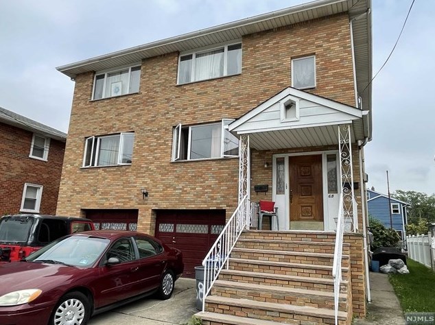 68 Davison St, Outwater, NJ 07026
