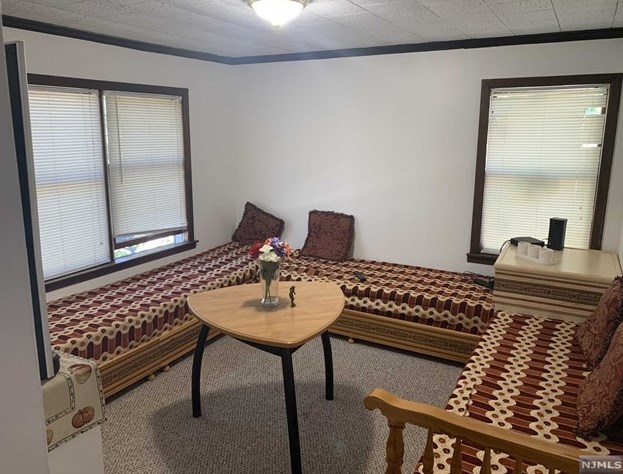 36 Marshall Ave, Little Ferry NJ 07643-1822 exterior