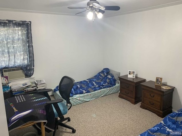 36 Marshall Ave, Little Ferry NJ 07643-1822 exterior