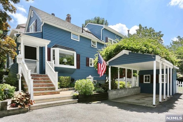 138 W Grove St, Bogota, NJ 07603