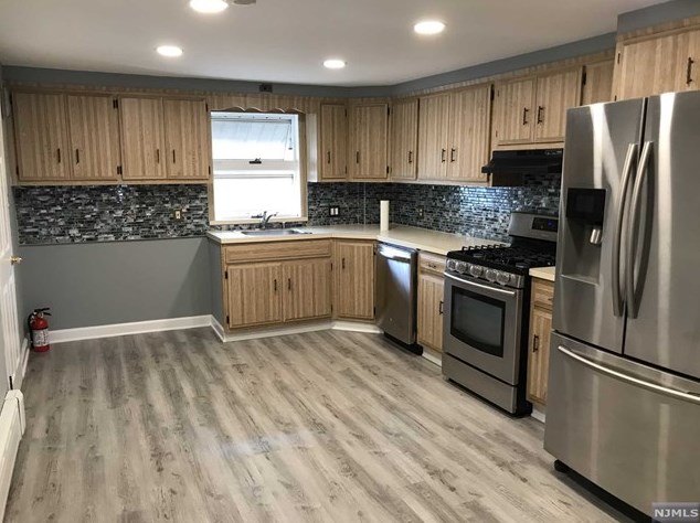 892 Palisade Ave, Teaneck, NJ 07666