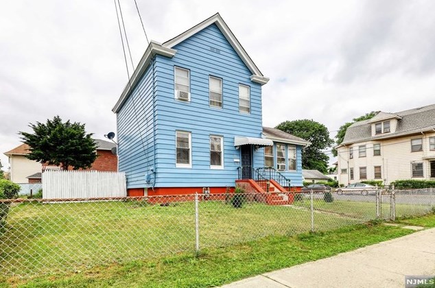 338 Valley Brook Ave, Lyndhurst, NJ 07071-1809