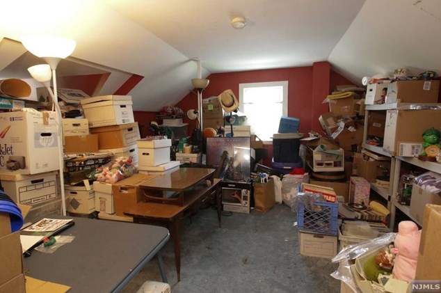 48 Pierce Ave, Midland Pk NJ 07432-1824 exterior