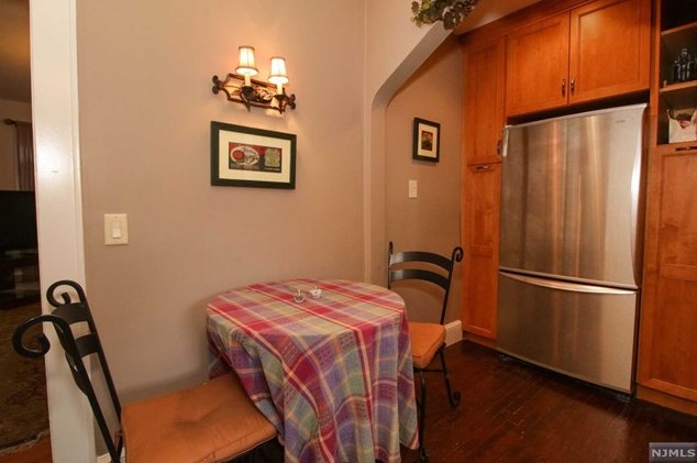 48 Pierce Ave, Midland Pk NJ 07432-1824 exterior