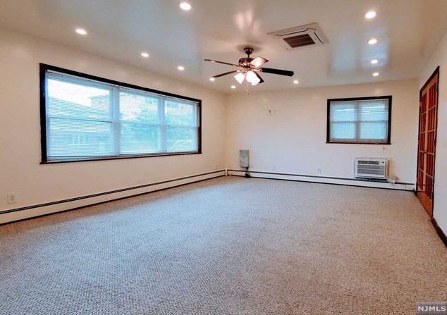 135 E Harwood Terrace #2fl, Palisades Park, NJ 07650