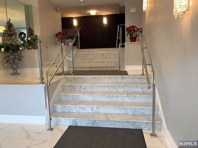 700 Blvd E #4h, Union City, NJ 07086