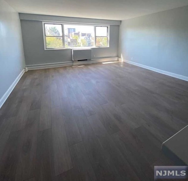 700 Boulevard E #4c, Union City, NJ 07086