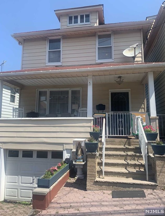 1502 80th St, North Bergen, NJ 07047