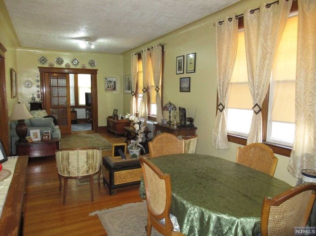 1005 74th St, North Bergen, NJ 07047