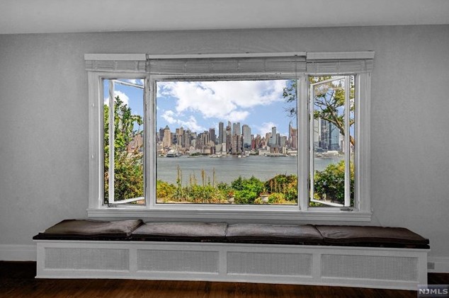 58 King Ave #60, Union City, NJ 07086