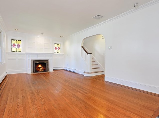 8 Laurel Ave, Tenafly, NJ 07670