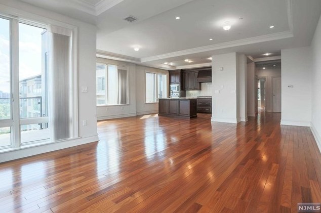 63 Eton Row #63, Union City, NJ 07086