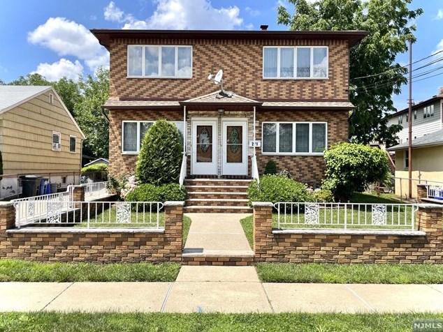 271 Division Ave, Outwater, NJ 07026