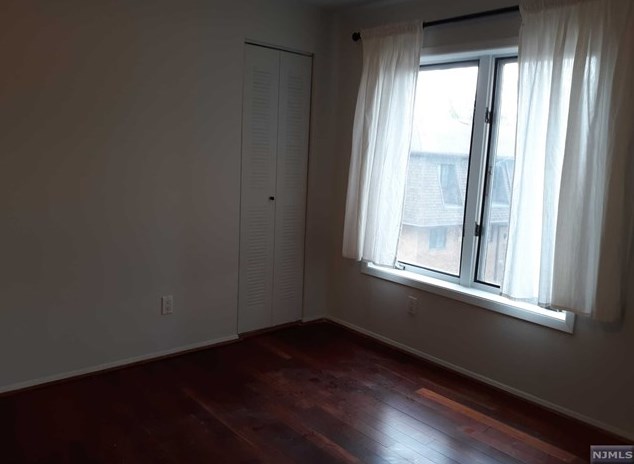 99 Teaneck Rd #218, Ridgefield Park, NJ 07660