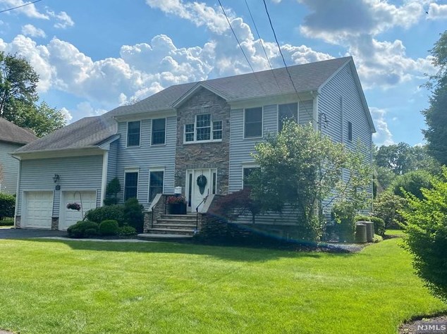 128 Spring St, Harrington Park, NJ 07640