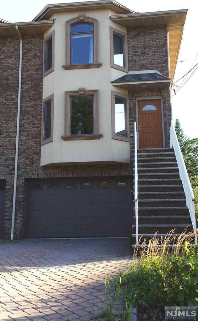 440 Lawton Ave #b, Cliffside Park, NJ 07010