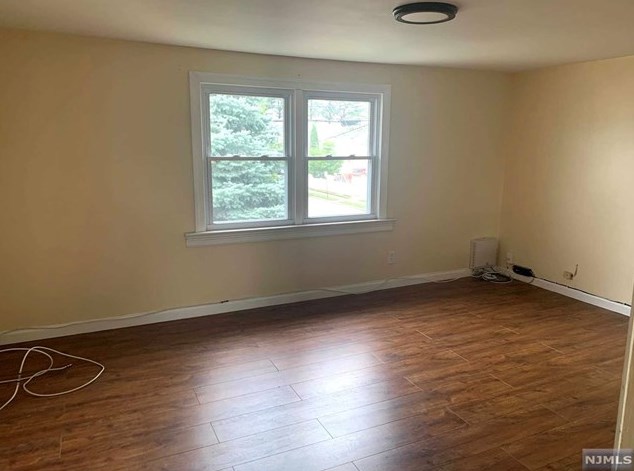 66 Trudy Dr, Lodi, NJ 07644