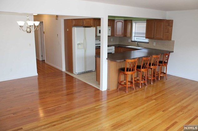 270 Kamena St #2nd Fl, Fairview, NJ 07022