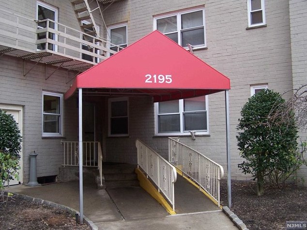 2195 N Central Rd Apt 4b, West Fort Lee, NJ