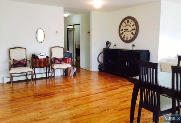 425 Jane St #2fl, West Fort Lee, NJ 07024