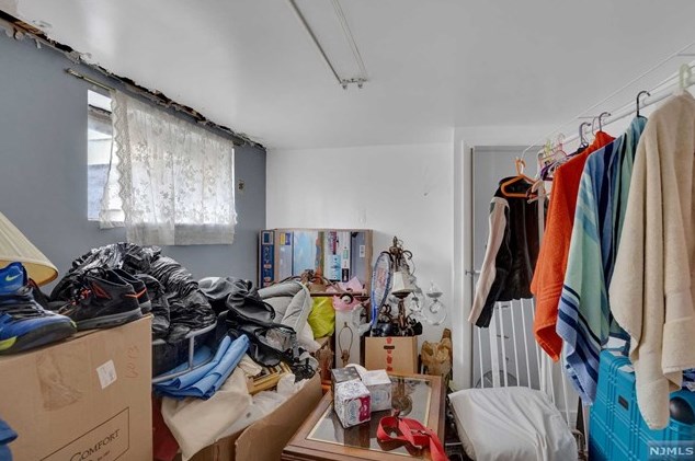 45 Broad St, Bergenfield NJ 07621-3003 exterior