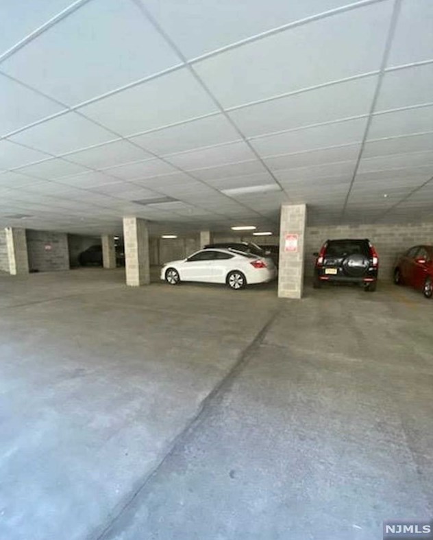 131 Clinton Pl, Hackensack NJ  07601-4660 exterior