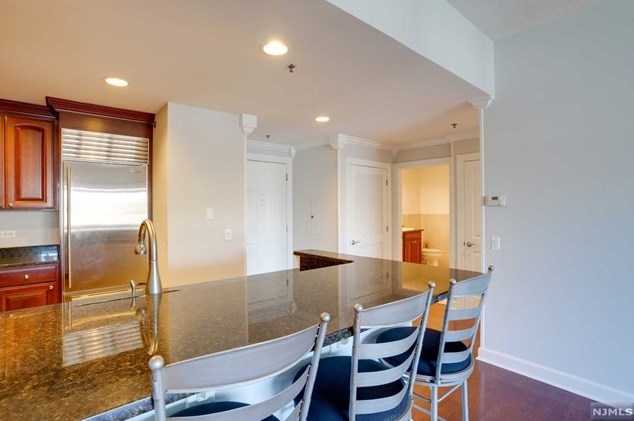 5510 City Pl #5510, Edgewater, NJ 07020