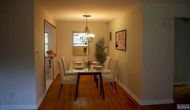 241 Johnson Ave, Hackensack, NJ 07601-5113