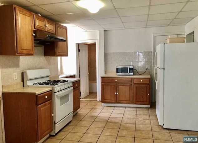 313 Cross St #3f, East Newark, NJ 07029