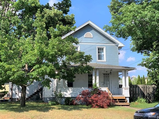 263 Union St, Lodi, NJ 07644