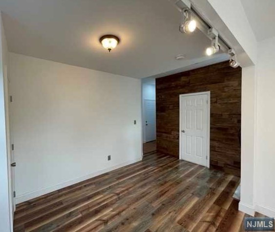 43 Wood St, Rutherford NJ  07070-1241 exterior