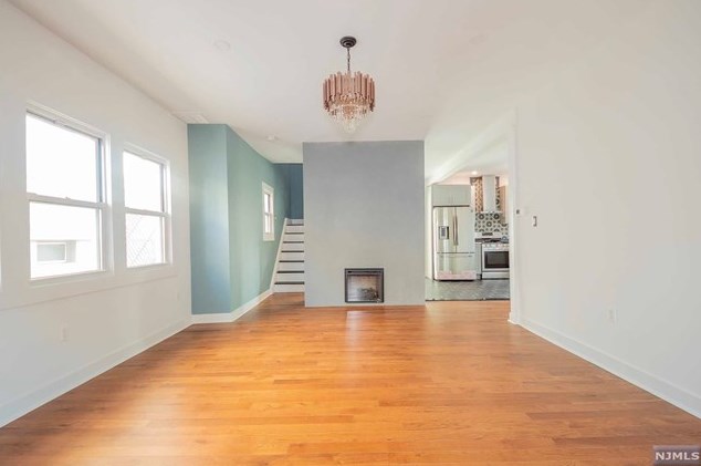 244 Post Ave, Lyndhurst NJ  07071-2321 exterior